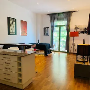 Hermoso Piso En El Centro De Apartment